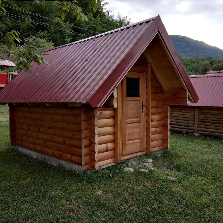 Camp &Apartmens Scepanovic 모이코바츠 외부 사진