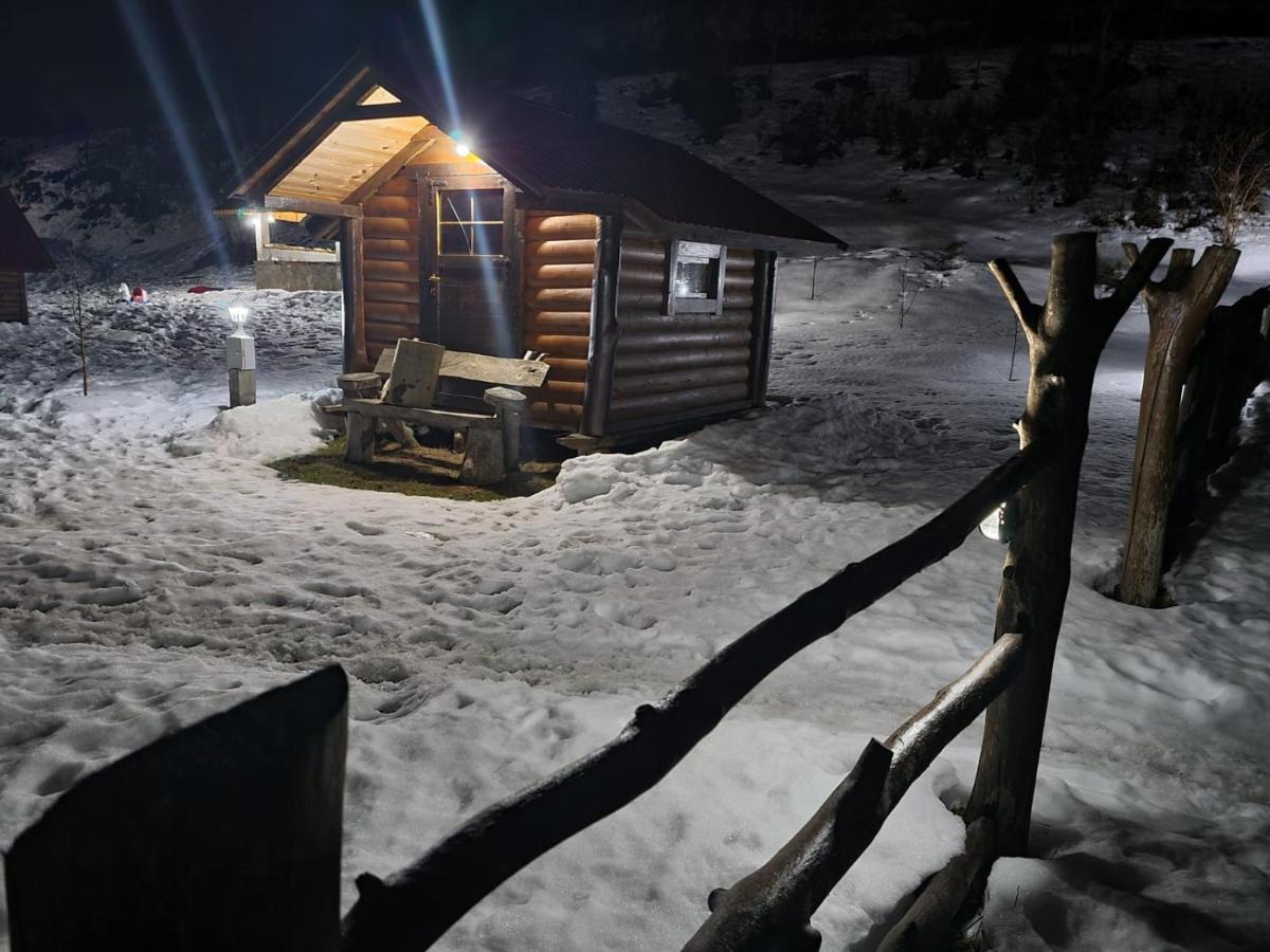 Camp &Apartmens Scepanovic 모이코바츠 외부 사진