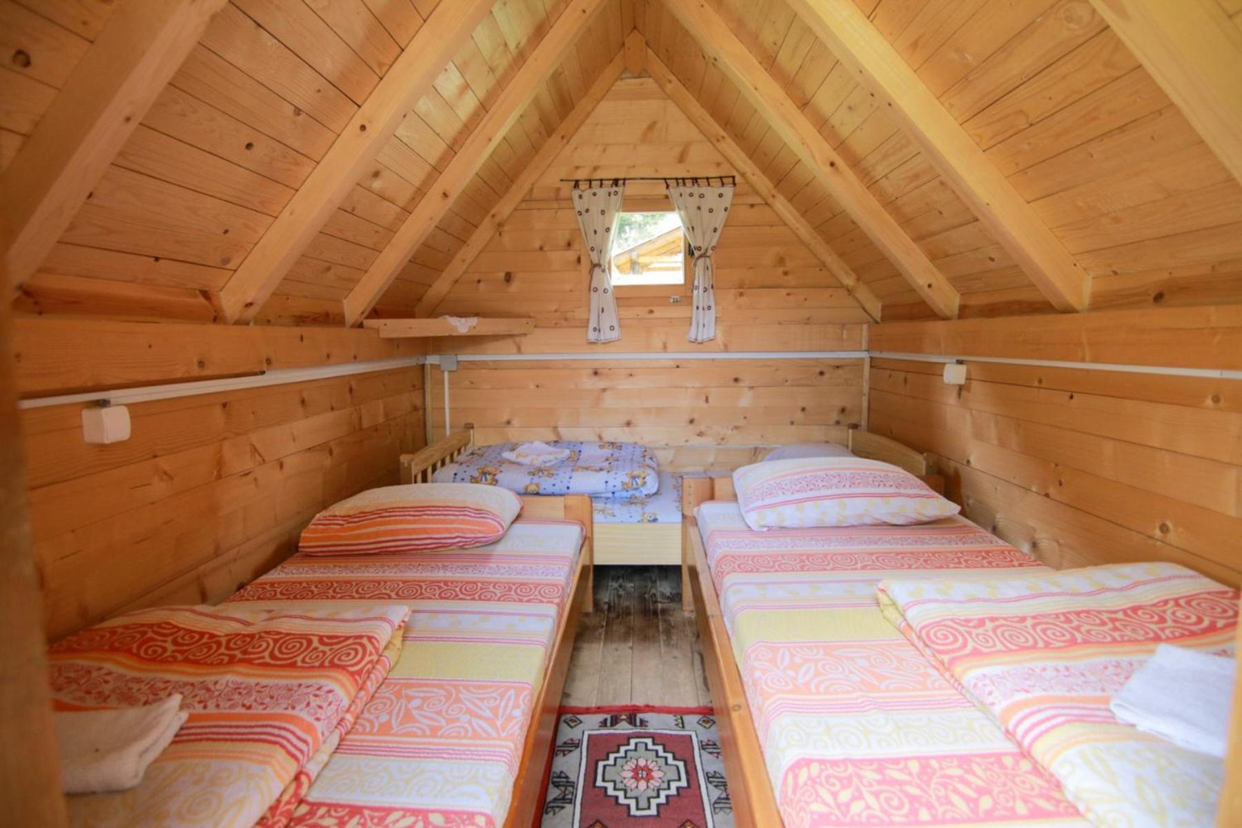 Camp &Apartmens Scepanovic 모이코바츠 외부 사진